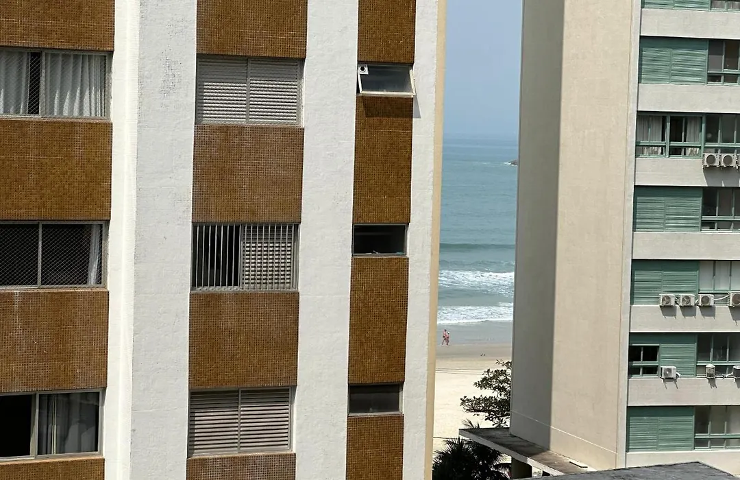Apartamento Pintangueiras - Pé na Areia com Serviço de Praia-1