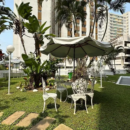 Apartamento Pintangueiras - Pé na Areia com Serviço de Praia-2